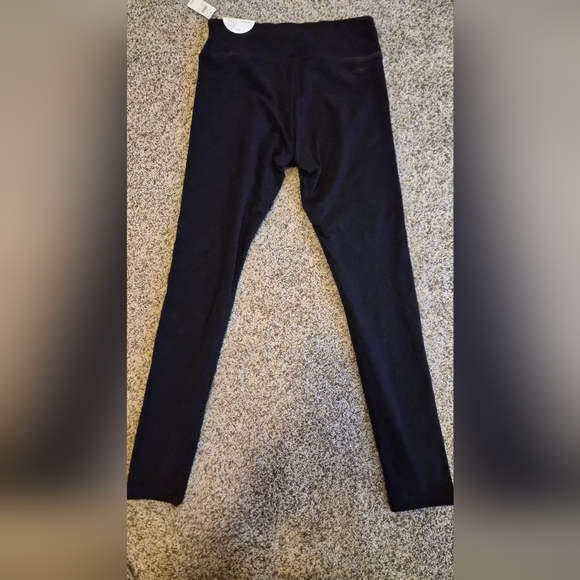 NWT Aerie OFFLINE Mid-Rise Leggings – Black – Medium - Picture 3 of 4